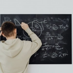 Математическая модель RNG в слот-системе Gates of Olympus 1000